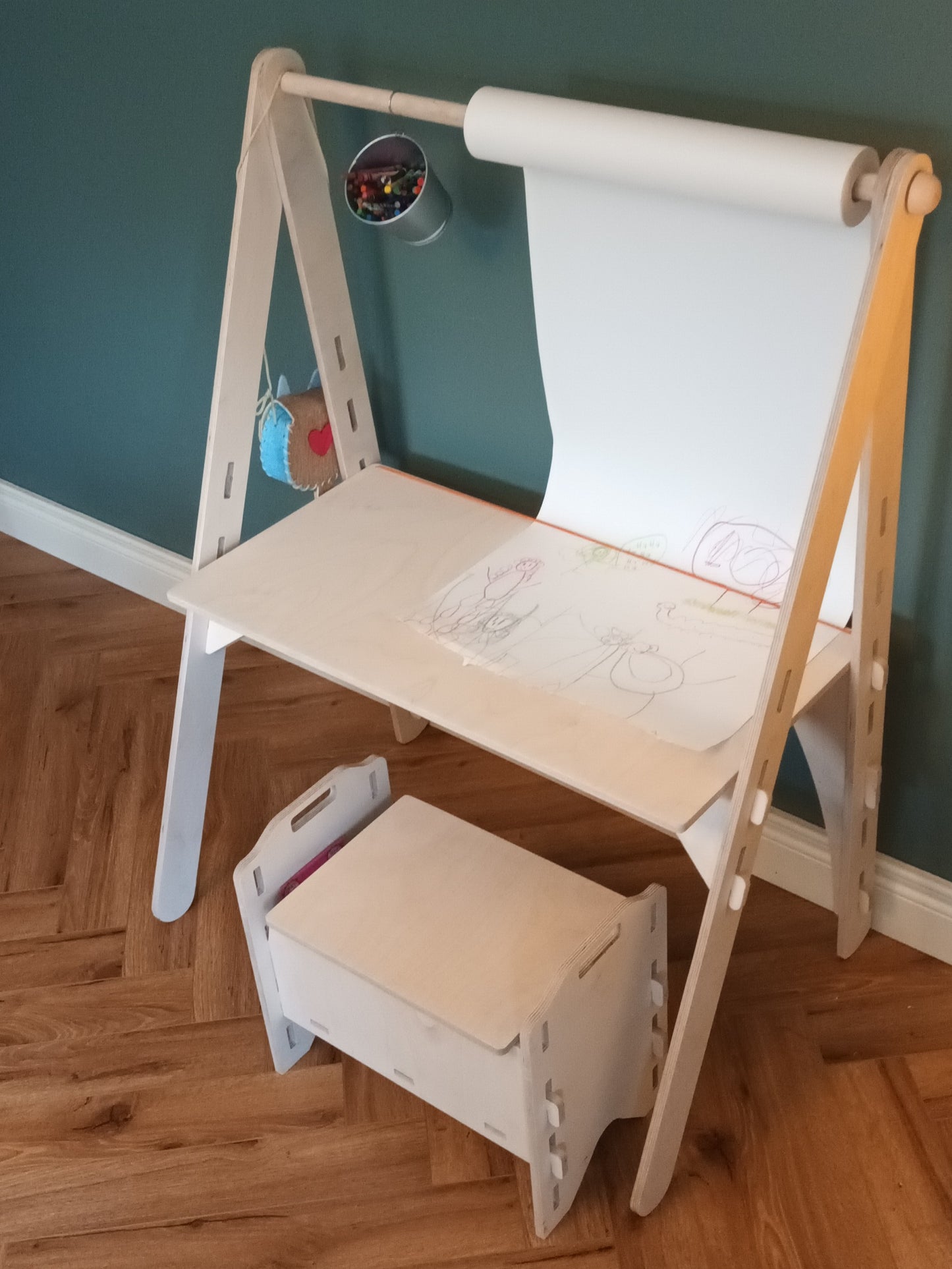 Pandii kids desk